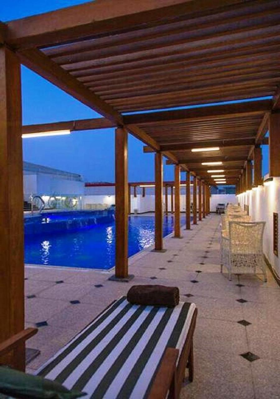 Al Faris 1 Hotel Apartments Dubai Eksteriør bilde