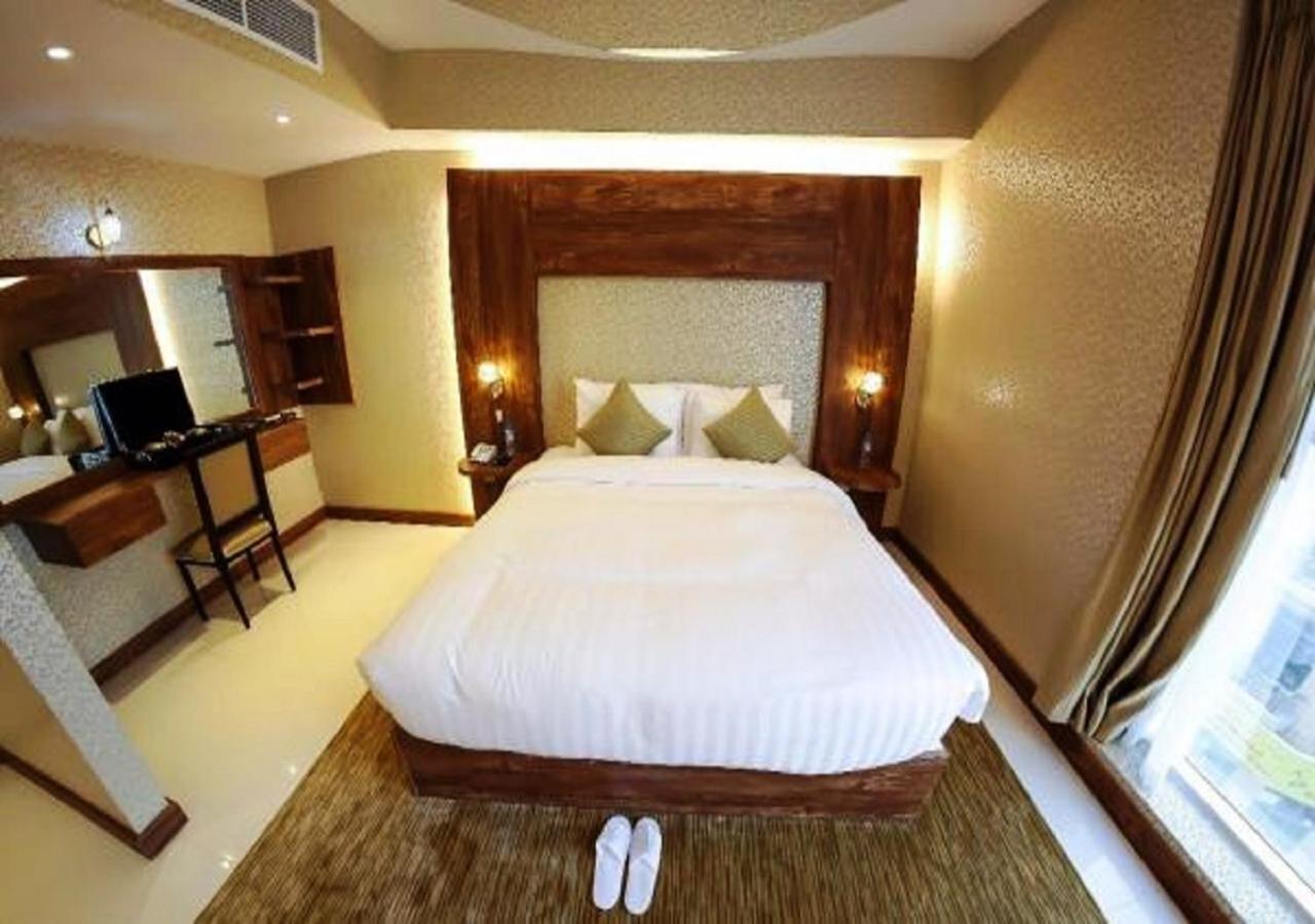 Al Faris 1 Hotel Apartments Dubai Eksteriør bilde
