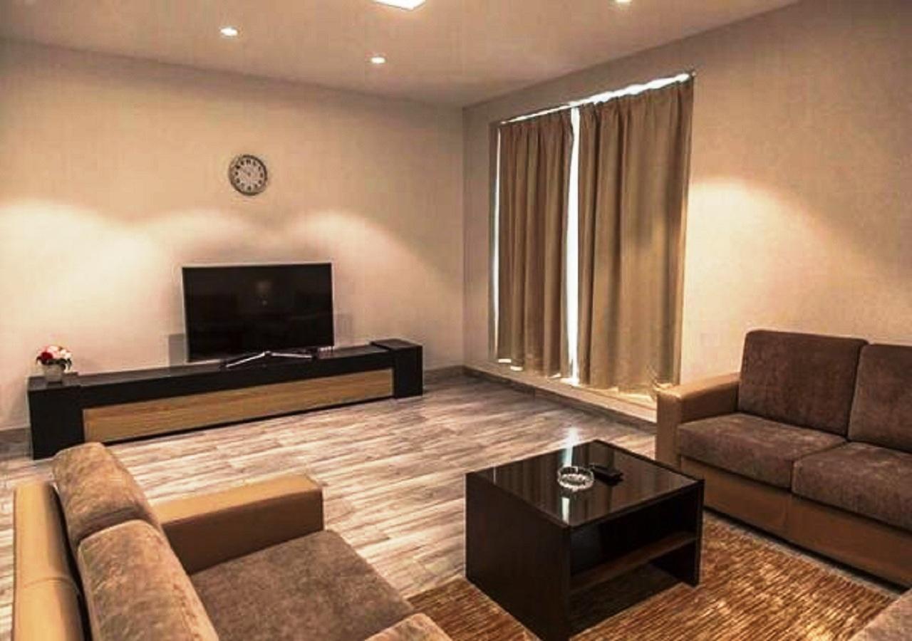 Al Faris 1 Hotel Apartments Dubai Eksteriør bilde