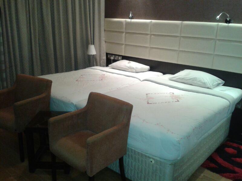 Al Faris 1 Hotel Apartments Dubai Eksteriør bilde